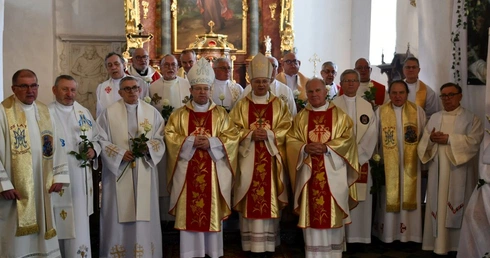 U św. Jakuba dziękowali za 40 lat kapłaństwa