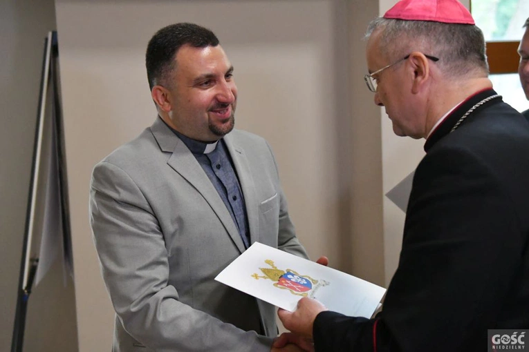 Dekrety dla proboszczów i administratorów 