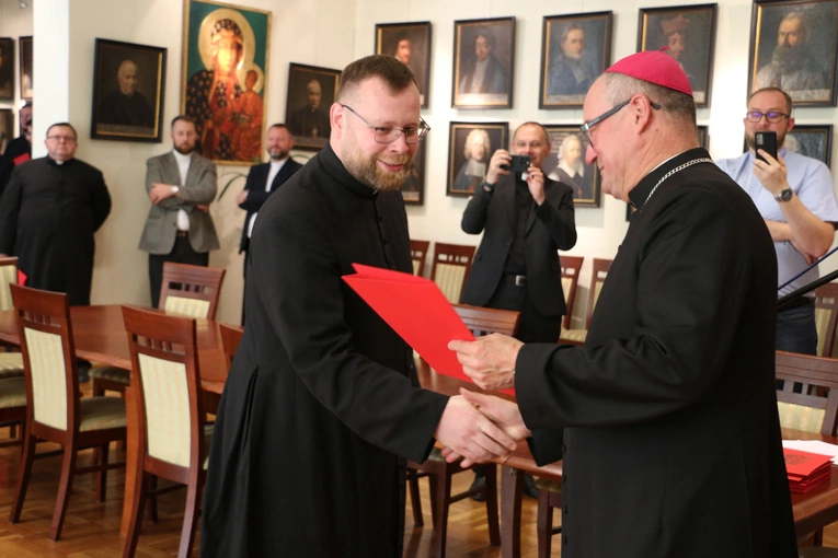 Płock. Zmiany wikariuszowskie