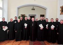 	Księża proboszczowie obejmą urząd 24 czerwca.