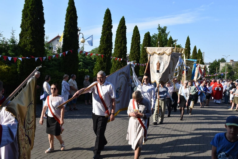 Przywitanie relikwii św. Wojciecha w kościele św. Jana z Kęt w Rumi