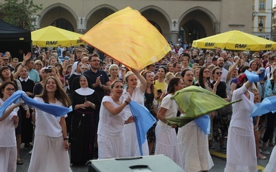 Ewangelizacyjne uwielbienie przed Bożym Ciałem