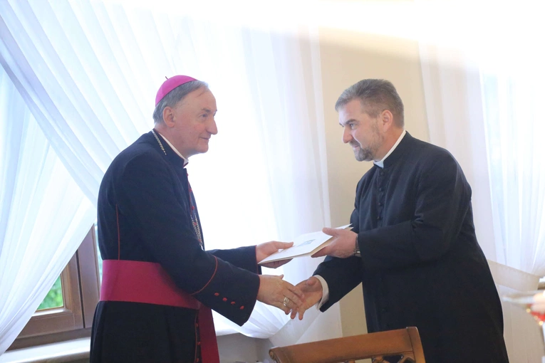 Wręczenie nominacji