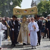 Procesja eucharystyczna ulicami Radomia