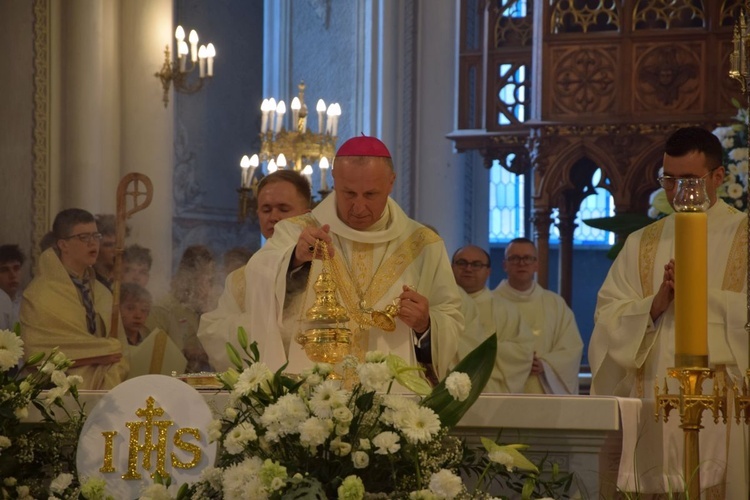 Procesja Bożego Ciała przeszła od katedry do fary.