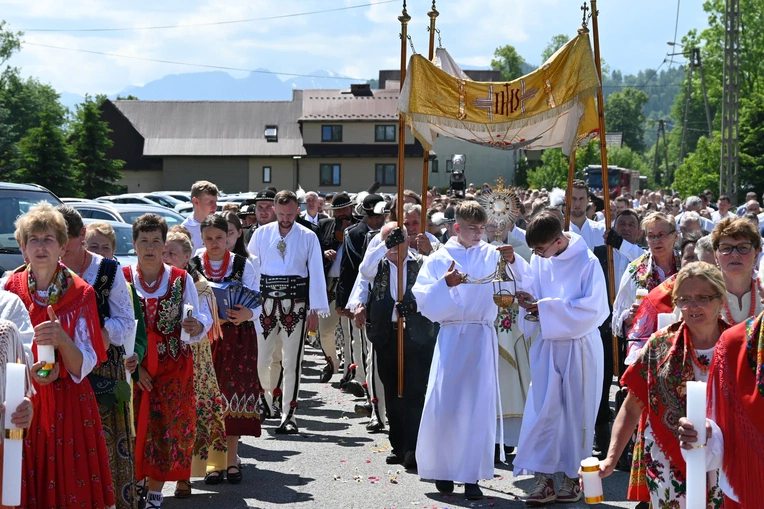 Procesja Bożego Ciała w Miętustwie