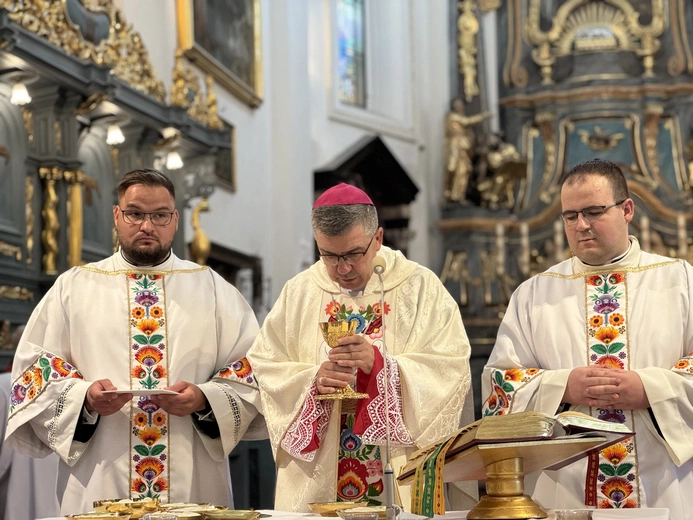 Boże Ciało w Łowiczu - Msza św.