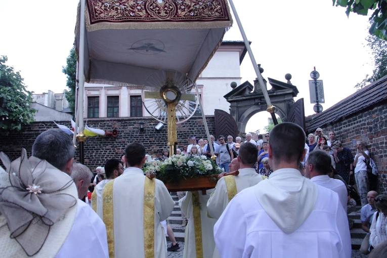 Erygowanie sanktuarium Najświętszej Eucharystii w bazylice Bożego Ciała