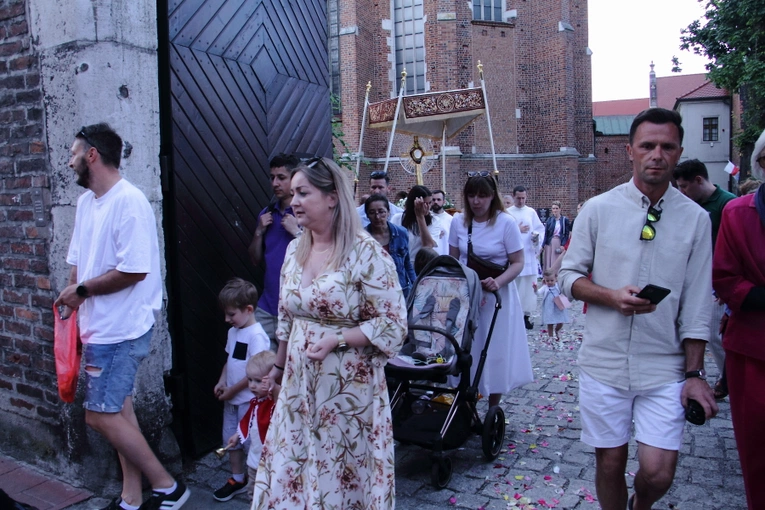 Erygowanie sanktuarium Najświętszej Eucharystii w bazylice Bożego Ciała