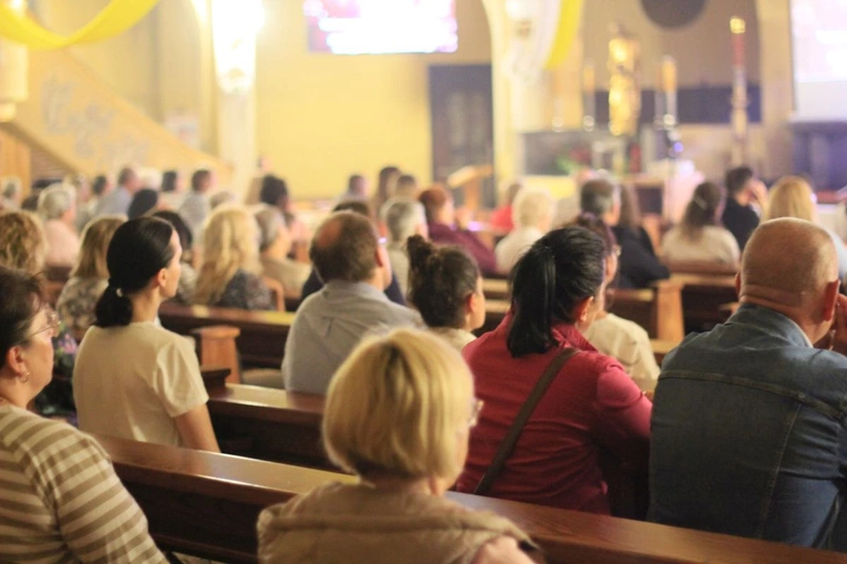 Raciborski wieczór uwielbienia w Boże Ciało