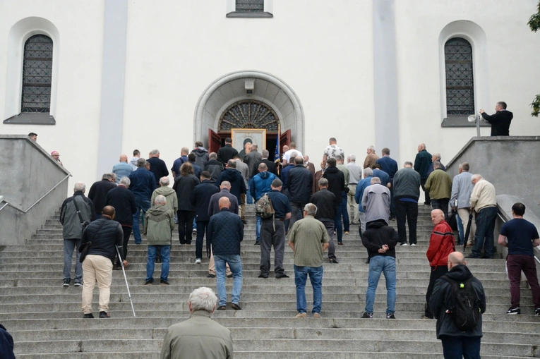Męski Różaniec w Opolu