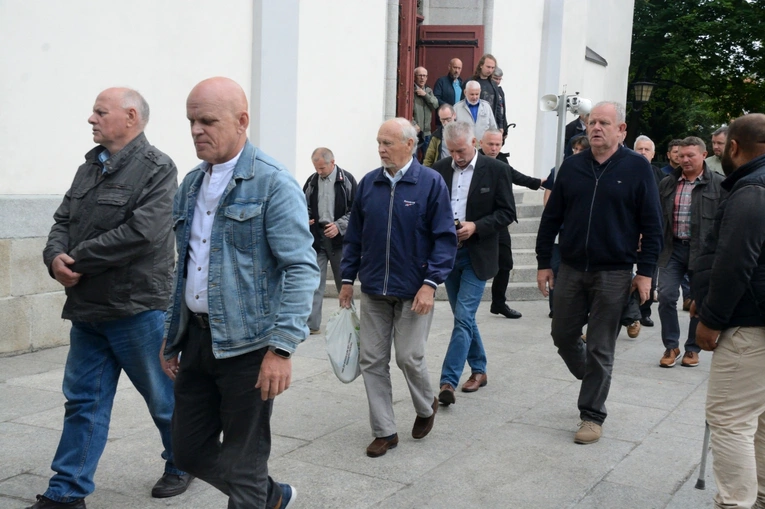 Męski Różaniec w Opolu