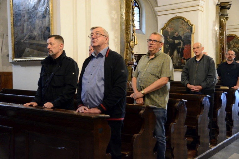 Męski Różaniec w Opolu