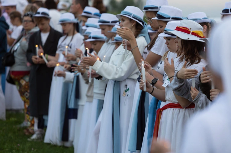 Kościół młodych na Polach Lednickich