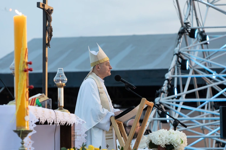 Kościół młodych na Polach Lednickich