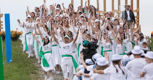 Kościół młodych na Polach Lednickich