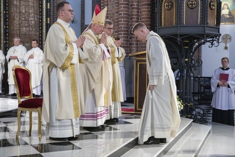 Nowi kapłani diecezji warszawsko-praskiej