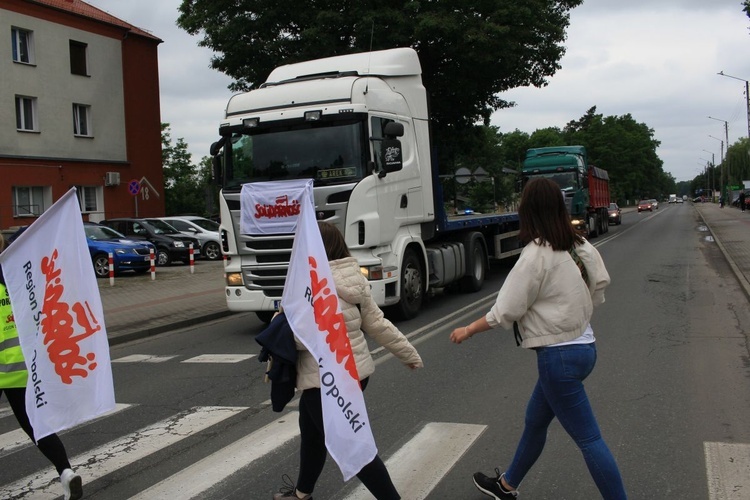 Protest przeciwko likwidacji Walcowni Rur Andrzej w Zawadzkiem