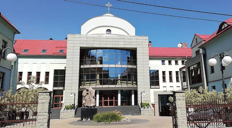 Studenci uczyli się w gmachu kurii diecezjalnej.