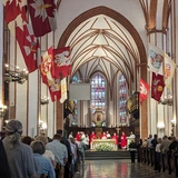 Msza św. inaugurująca wystawę o bł. Jerzym Popiełuszko