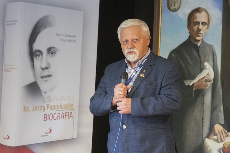 Błogosławiony ksiądz Jerzy Popiełuszko. Biografia