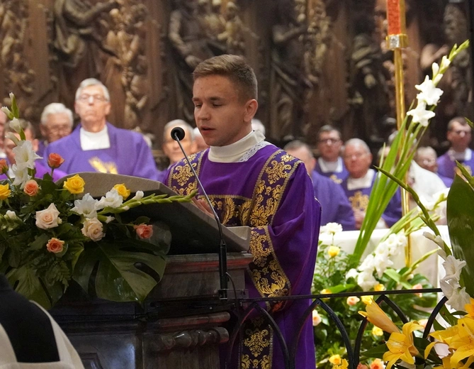 Msza św. pogrzebowa w intencji śp. ks. prałata Stanisława Paszkowskiego