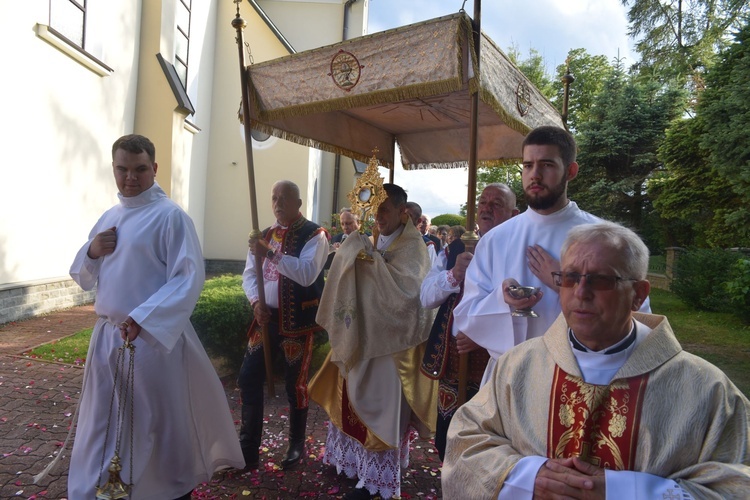 100. rocznica konsekracji kościoła w Trzetrzewinie