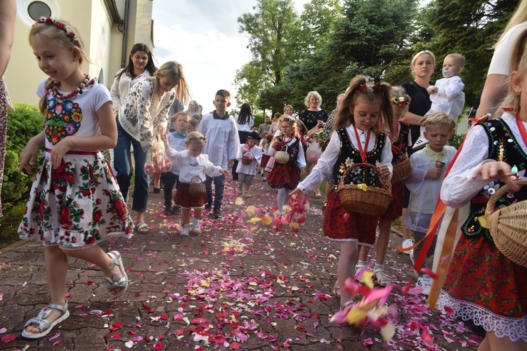 100. rocznica konsekracji kościoła w Trzetrzewinie