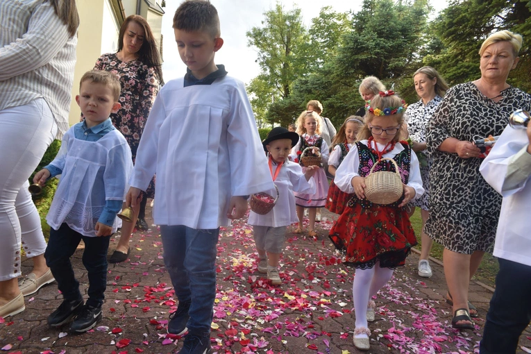 100. rocznica konsekracji kościoła w Trzetrzewinie