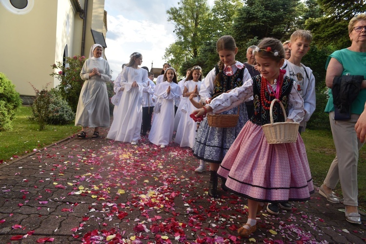 100. rocznica konsekracji kościoła w Trzetrzewinie