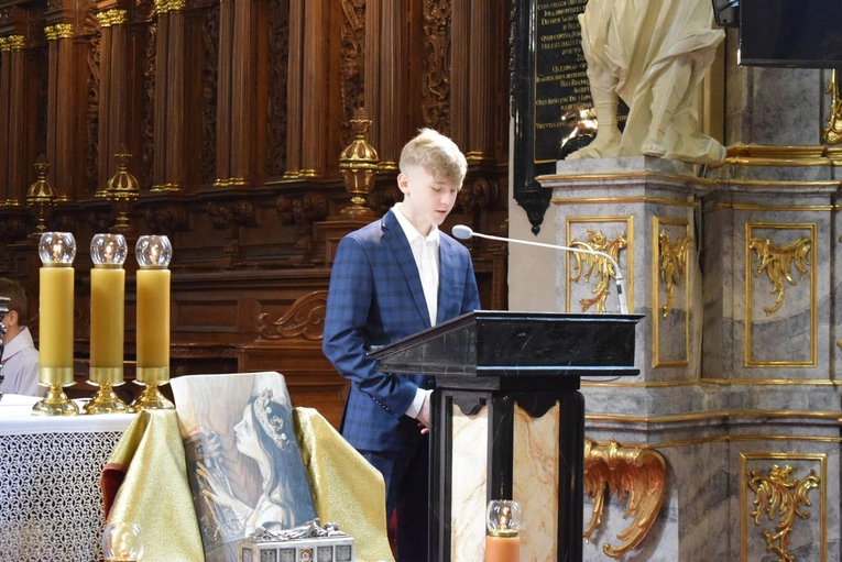 Społeczność Szkół Katolickich uczciła św. Królową Jadwigę