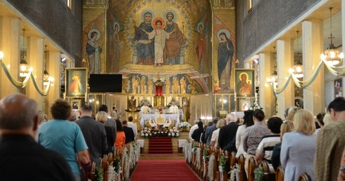 Wdzięczność Bogu i ludziom za "Miasteczko Miłosierdzia" w Branicach