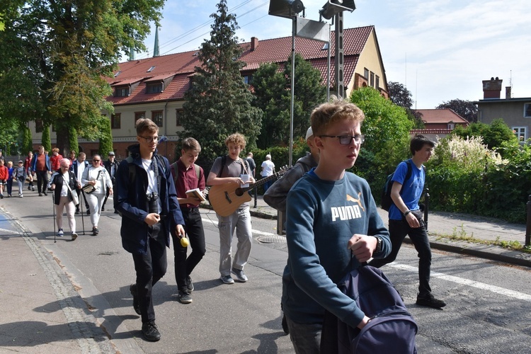 Start pielgrzymki LSO do Żukowa 