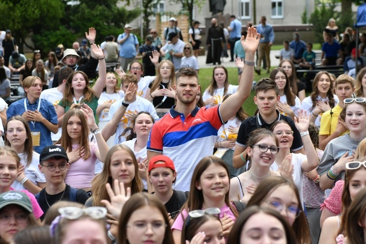 W Rokitnie trwają Diecezjalne Dni Młodzieży