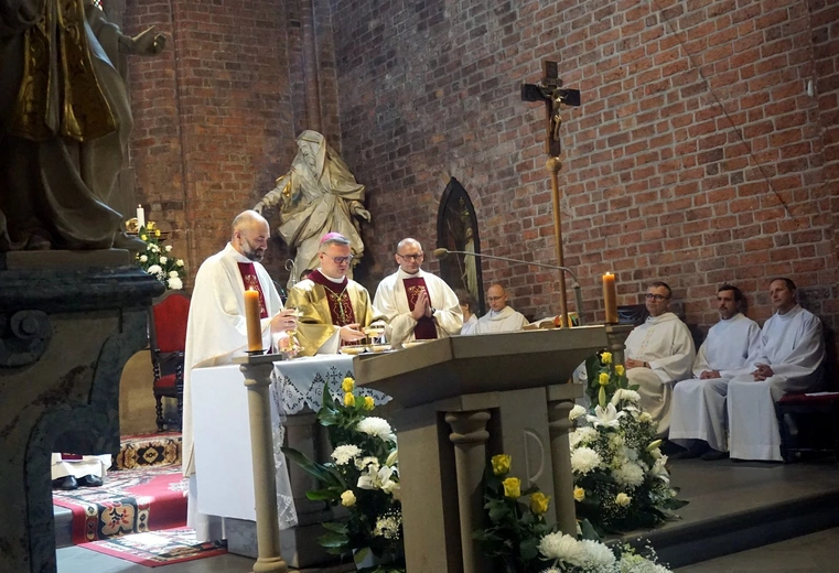 Pielgrzymka rodzin do sanktuarium Matki Bożej Pokornej