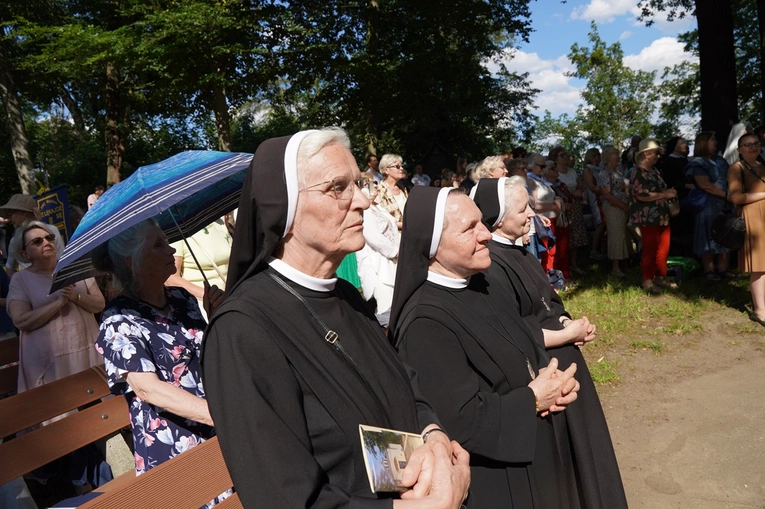 Inauguracja sanktuarium NMP Osobowickiej na Świętym Wzgórzu