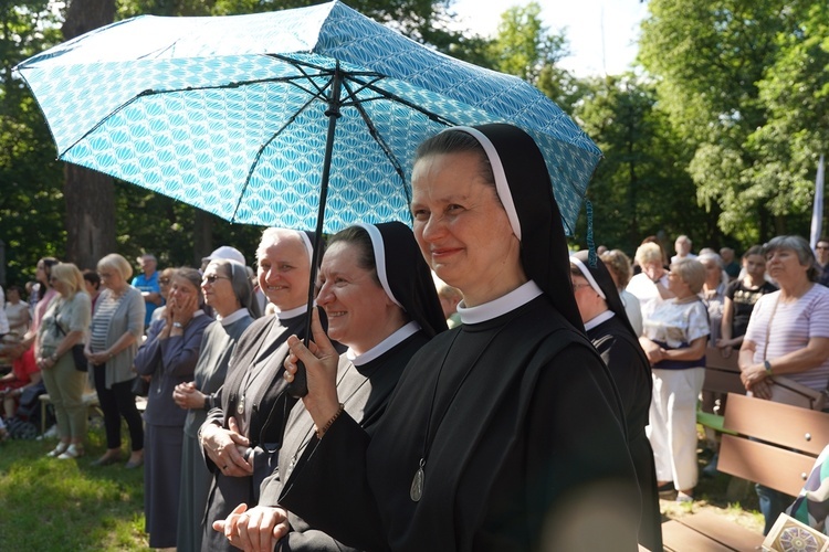 Inauguracja sanktuarium NMP Osobowickiej na Świętym Wzgórzu