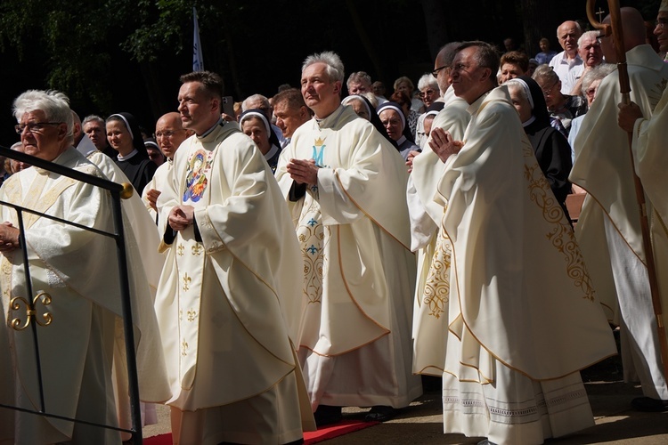 Inauguracja sanktuarium NMP Osobowickiej na Świętym Wzgórzu