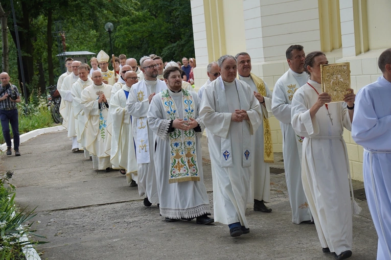 Inauguracja sanktuarium NMP Osobowickiej na Świętym Wzgórzu