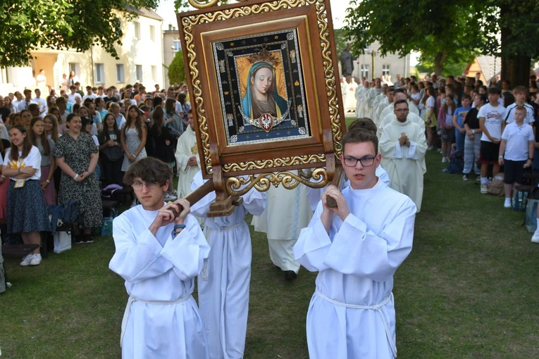 Młody Kościół świętował w Rokitnie