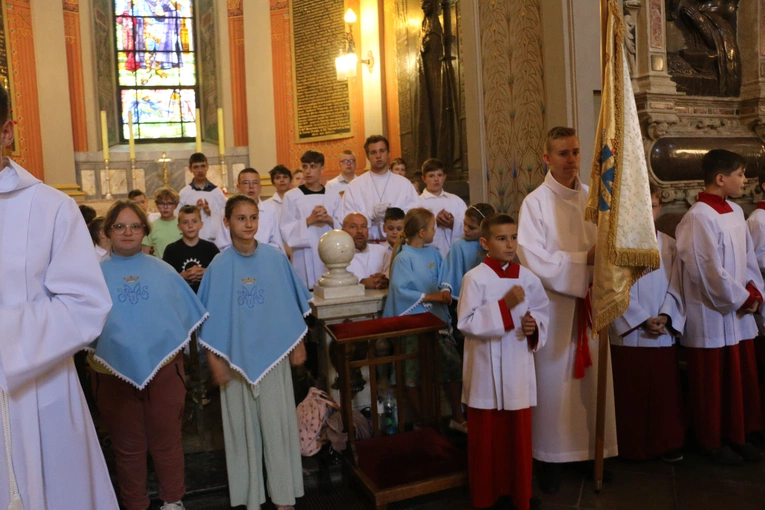 Płock. Święcenia kapłańskie