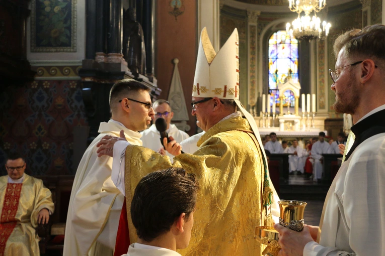 Płock. Święcenia kapłańskie