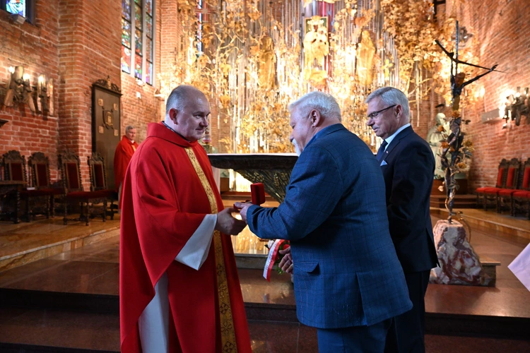 Uroczystości 40. rocznicy śmierci bł. Jerzego Popiełuszki w bazylice św. Brygidy