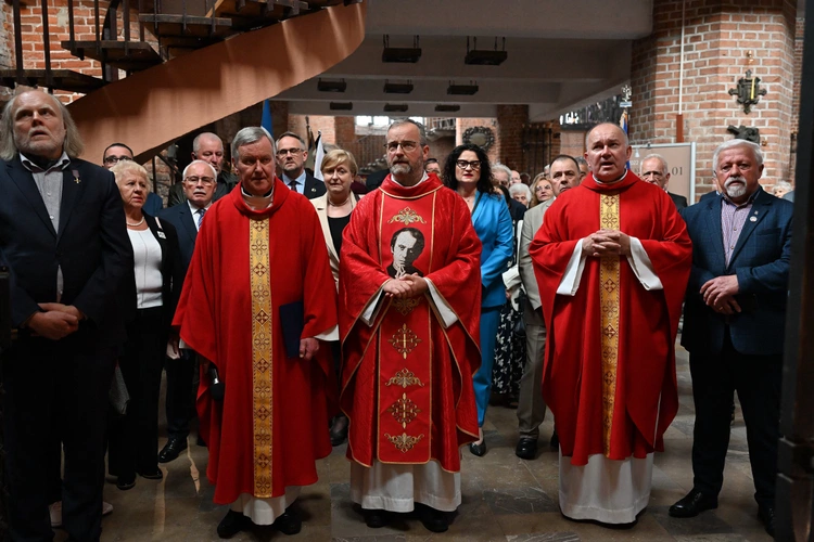 Uroczystości 40. rocznicy śmierci bł. Jerzego Popiełuszki w bazylice św. Brygidy