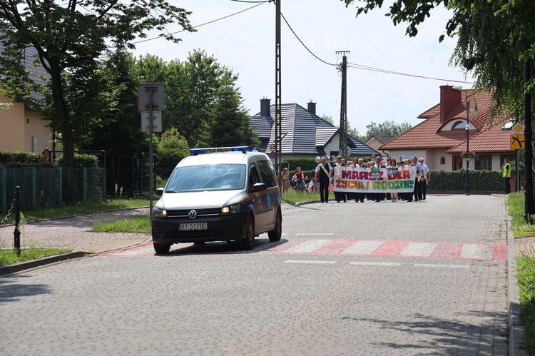 Familiada i Marsz dla Życia i Rodziny w Tarnobrzegu