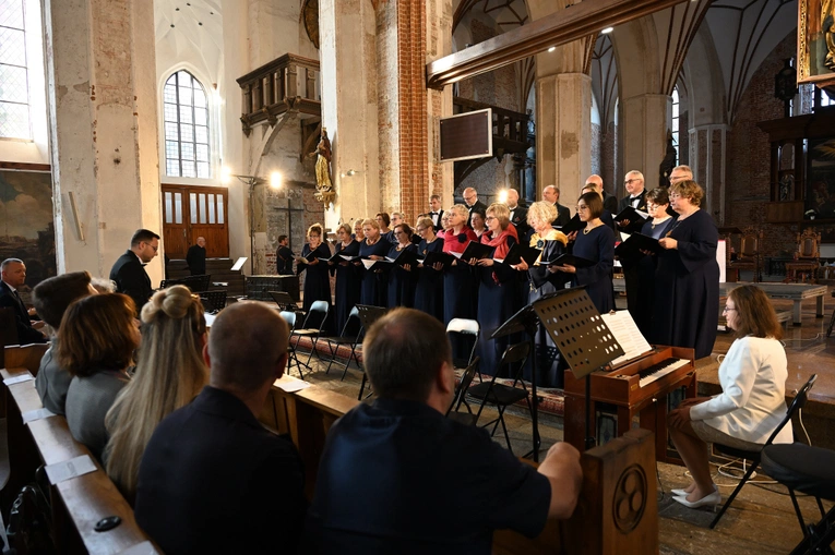 Chóry lekarzy wystąpiły w kościele św. Katarzyny w Gdańsku