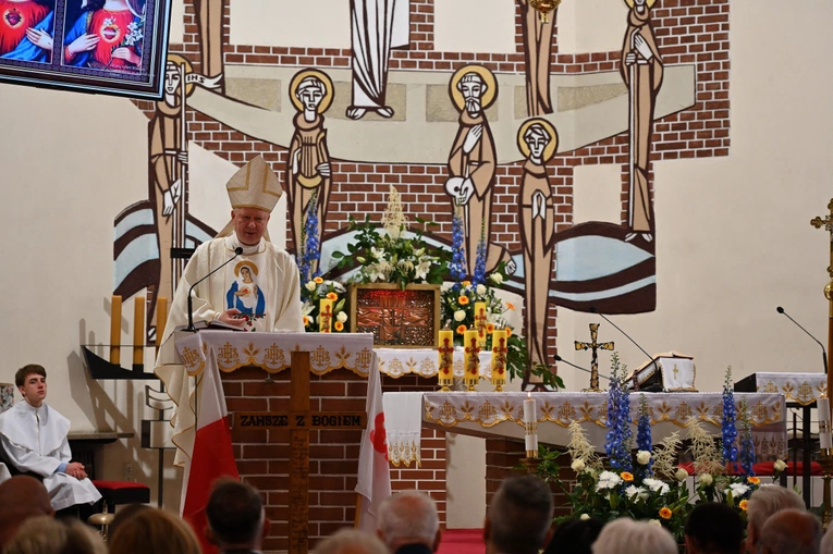 Odpustowa liturgia i piknik IPN - Kościół Morski w Gdańsku