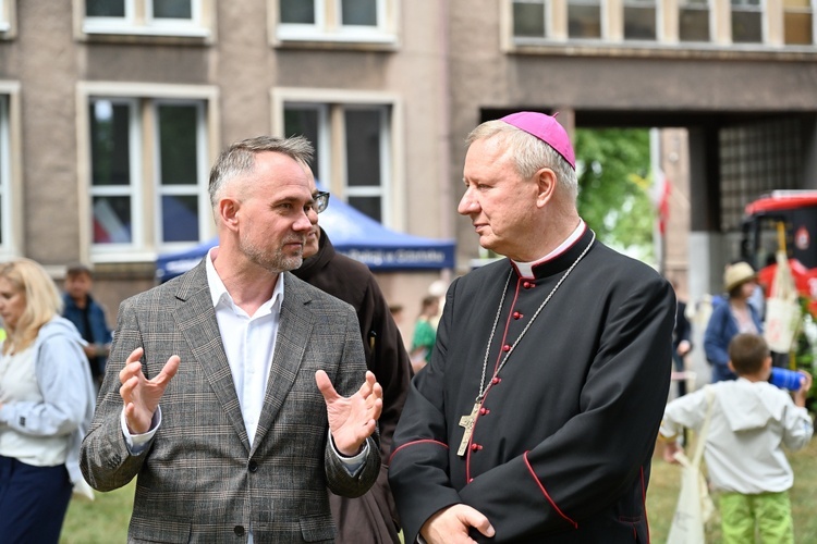 Odpustowa liturgia i piknik IPN - Kościół Morski w Gdańsku