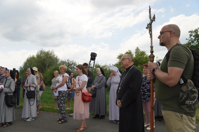 Pielgrzymka do grobu i miejsca męczeństwa bł. s. M. Acutiny