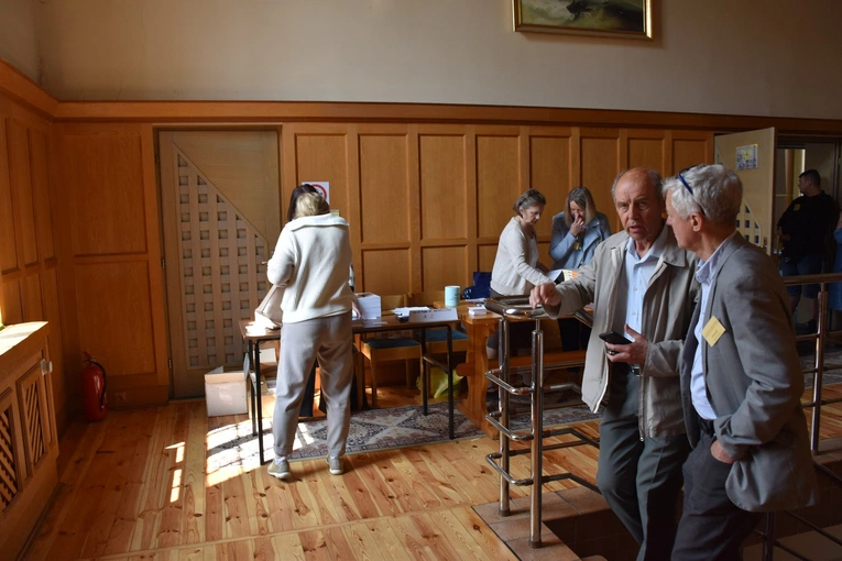 Rozpoczęcie konferencji "Zagrożenia rozwoju osobowości młodego człowieka na początku XXI w."